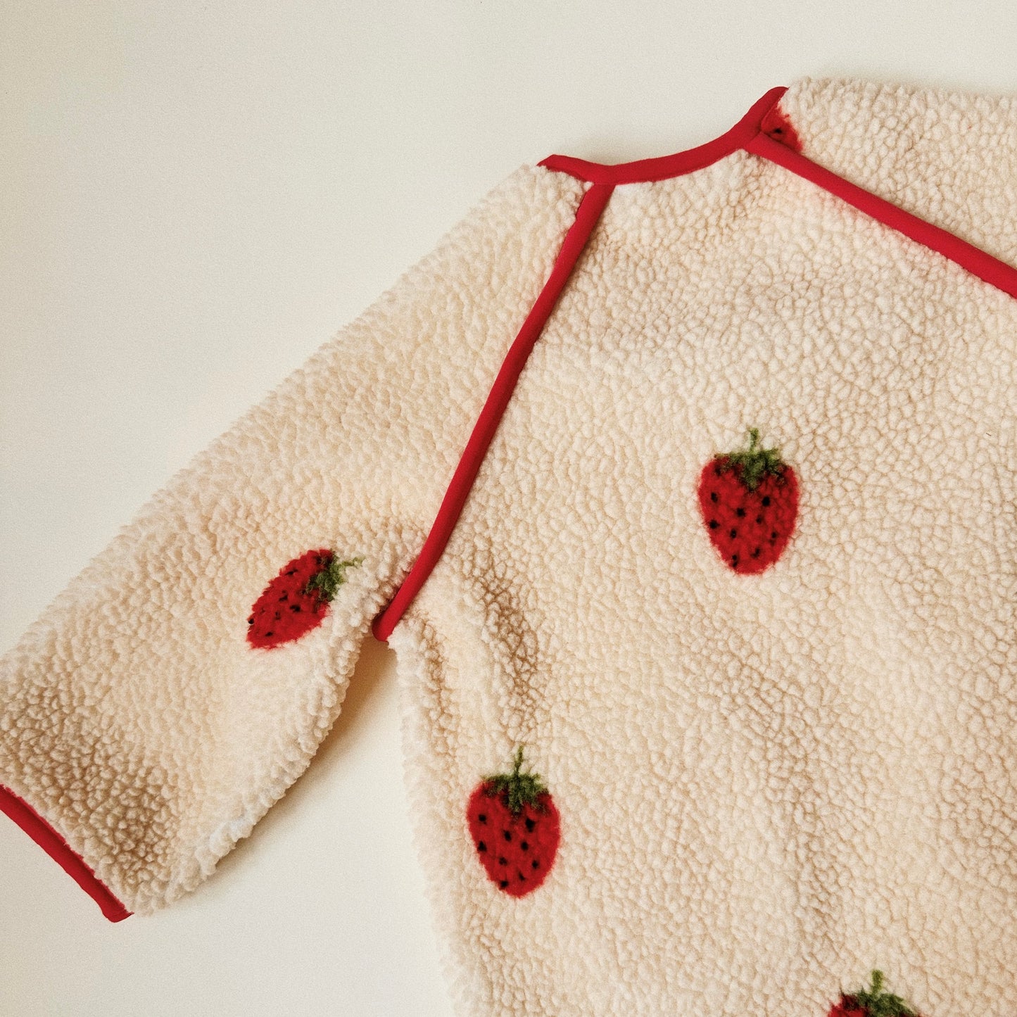Erdbeer-Fleecejacke