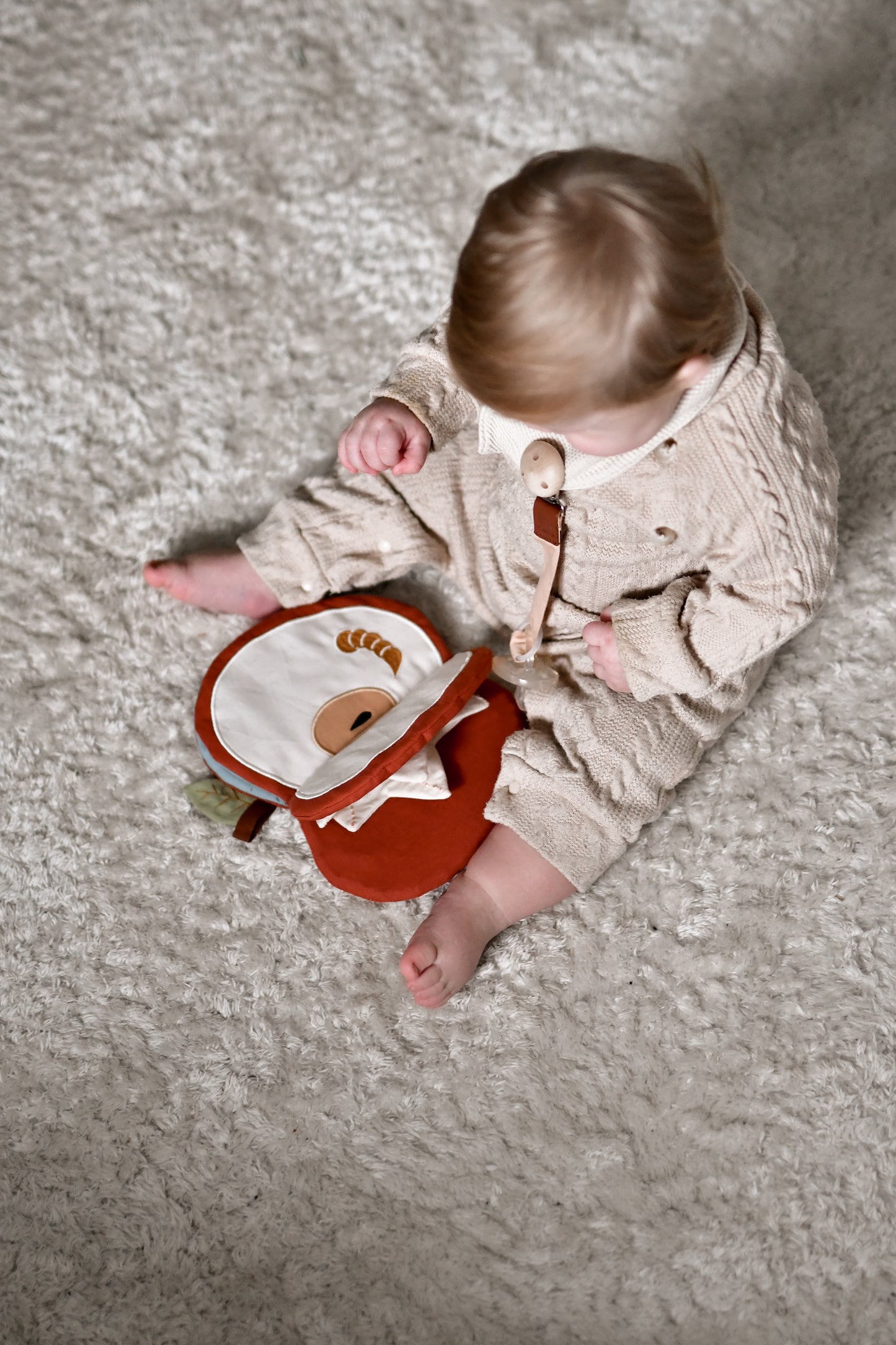 Sensorisches Stoffbuch – Ein Apfel am Tag