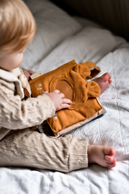 Sensorisches Stoffbuch – Familienalbum